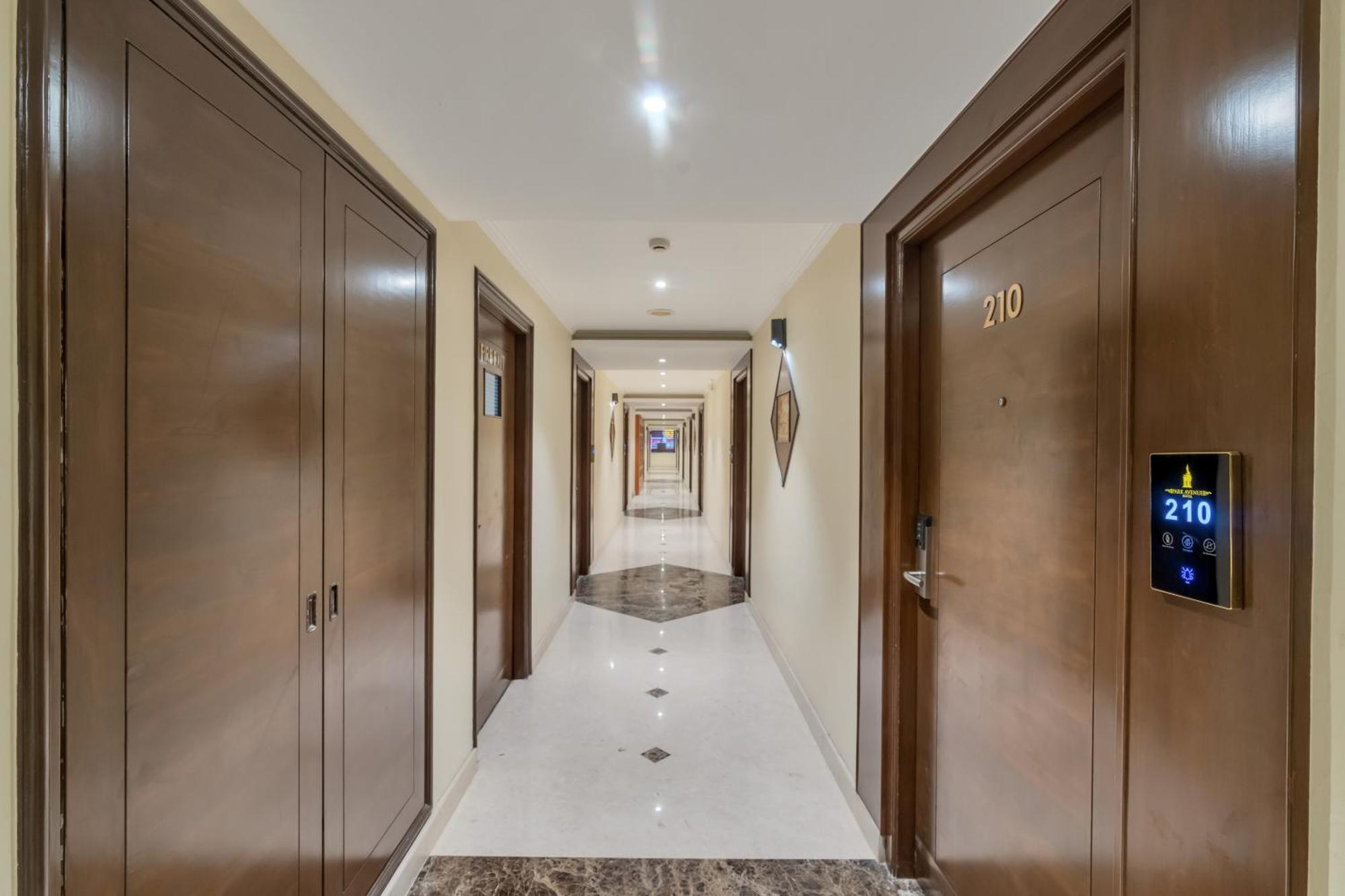 Park Avenue Hotel & Apartments Trichy Tiruchirappalli エクステリア 写真
