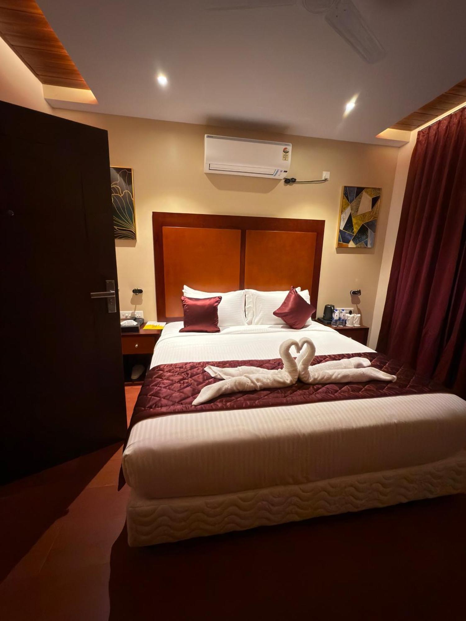 Park Avenue Hotel & Apartments Trichy Tiruchirappalli エクステリア 写真
