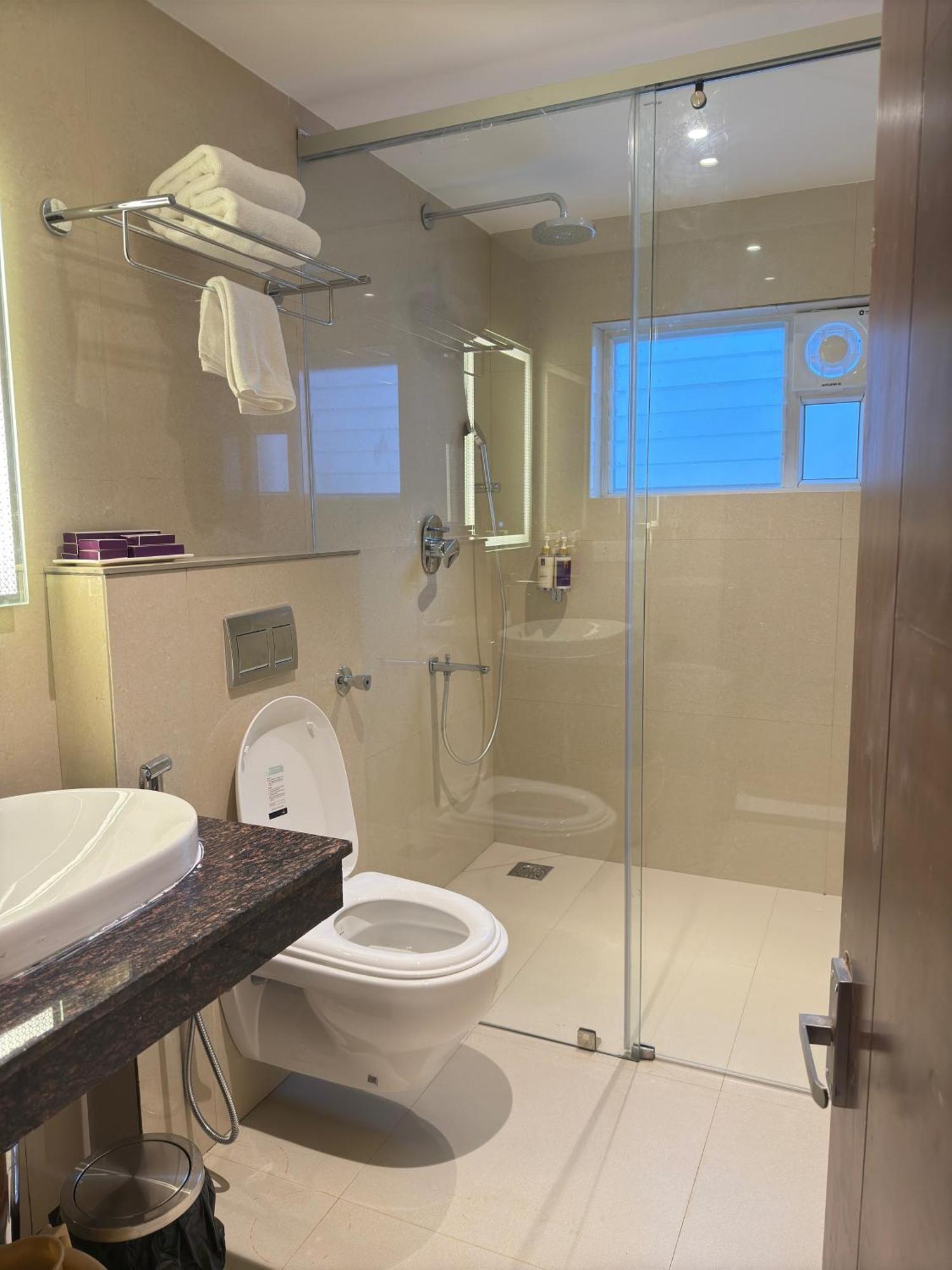 Park Avenue Hotel & Apartments Trichy Tiruchirappalli エクステリア 写真