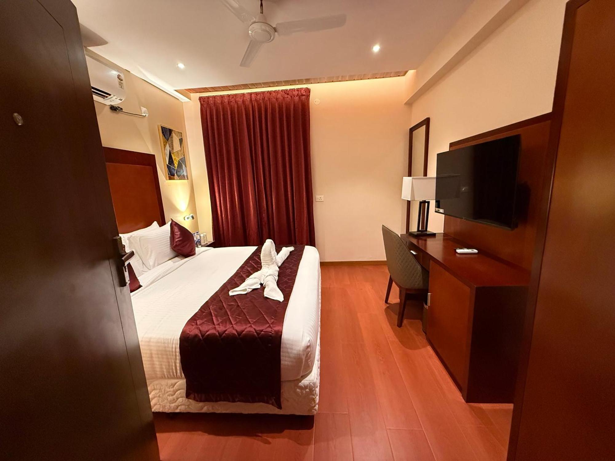 Park Avenue Hotel & Apartments Trichy Tiruchirappalli エクステリア 写真